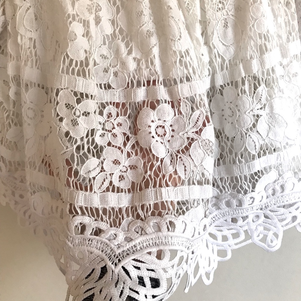 Free People Sweet Dreams Off The Shoulder Lace CropTop - Picture 9 of 12